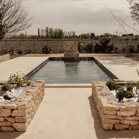 Villa La Ferme Du 645 Entraigues-sur-la-Sorgue Exterior foto
